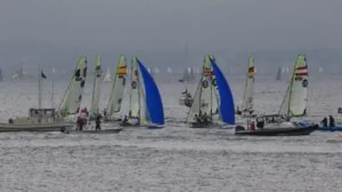 维罗纳对佛罗伦萨：杜达、法劳尼领阵，德赫亚、扎尼奥洛登场亮相