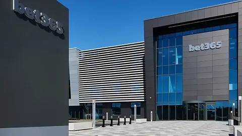 王心凌42岁谈高清画质：职场霸总压力大，演技实力不容忽视！